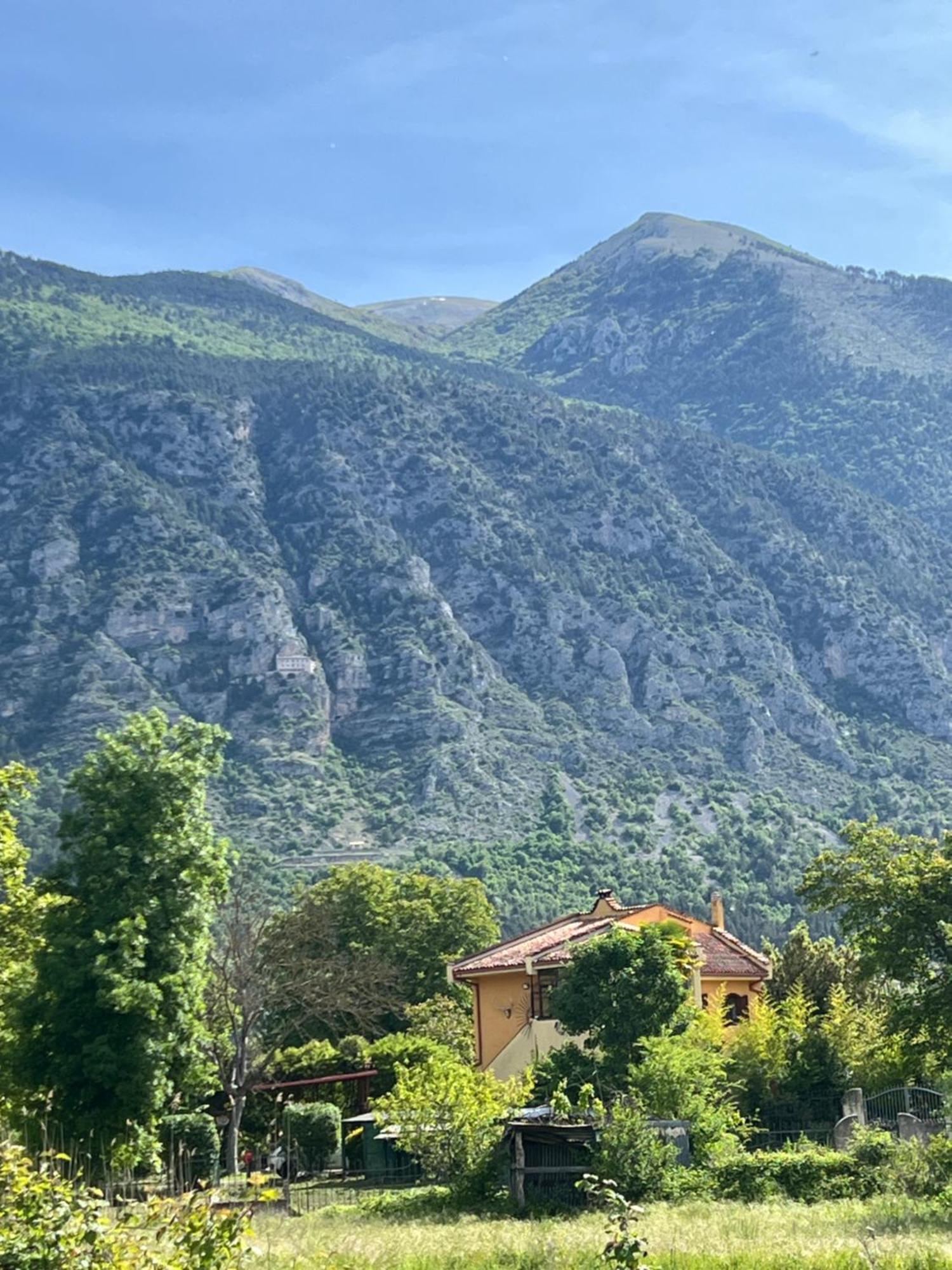 Villa Alberto Sulmona Luaran gambar